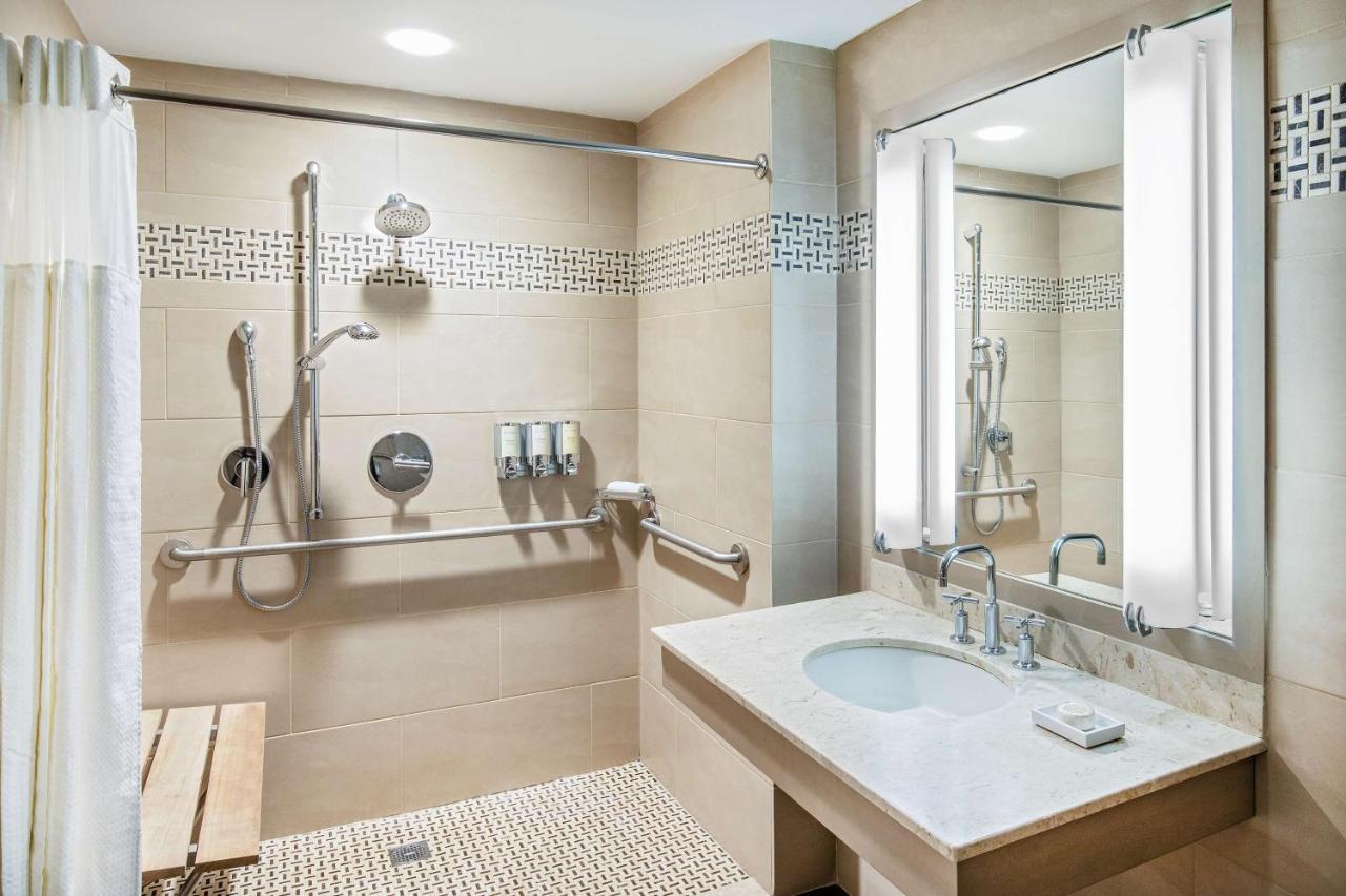 The Royal Sonesta Boston Hotel Cambridge Exterior photo